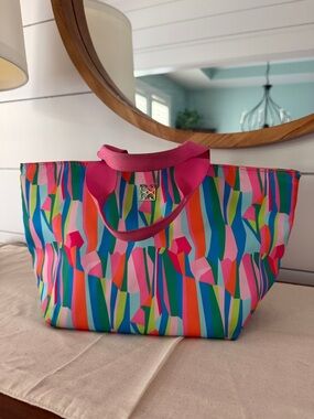 Mary Square Insulated Lunch Box